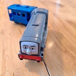 DENNIS W/ BLUE CABOOSE Thomas Train Motorized Trackmaster